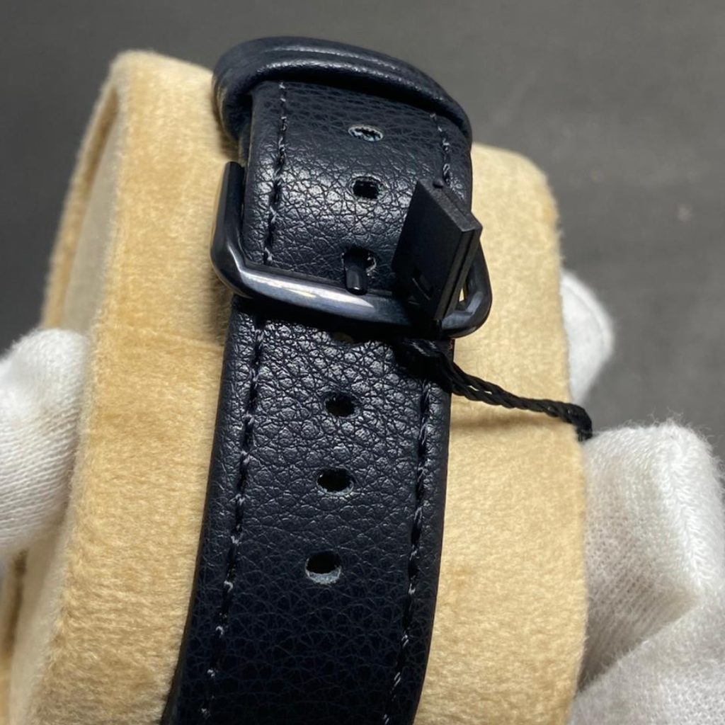 Men’s Classic Leather Strap Watch – Elegant Minimalist Dress Timepiece