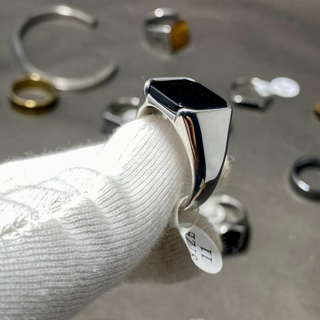 Premium Stainless Steel Stone Ring for Men – Luxury Adjustable Fashion Ring