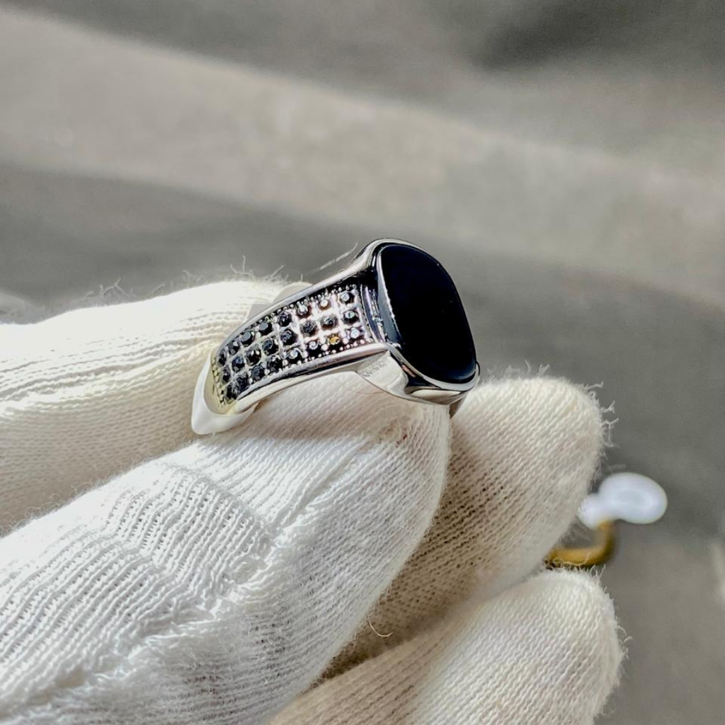 Premium Black Stone Stainless Steel Ring for Men – Luxury Fashion Ring