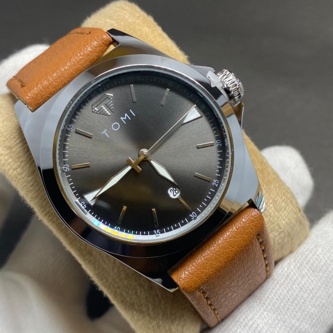 Men’s Classic Leather Strap Watch – Elegant Minimalist Dress Timepiece