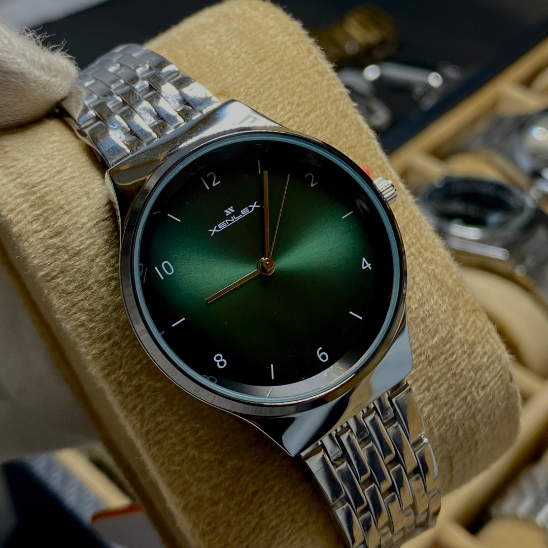 Elegant Stainless Steel Women's Watch – Luxury Fashion Wrist Watch for Ladies | Grab & Wear