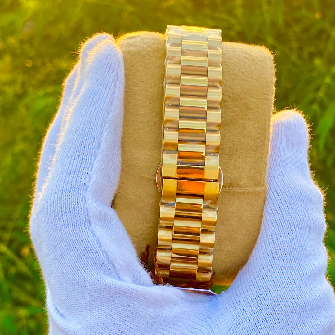 10 Stone First Copy Watch for Men – Luxury Diamond Style Design