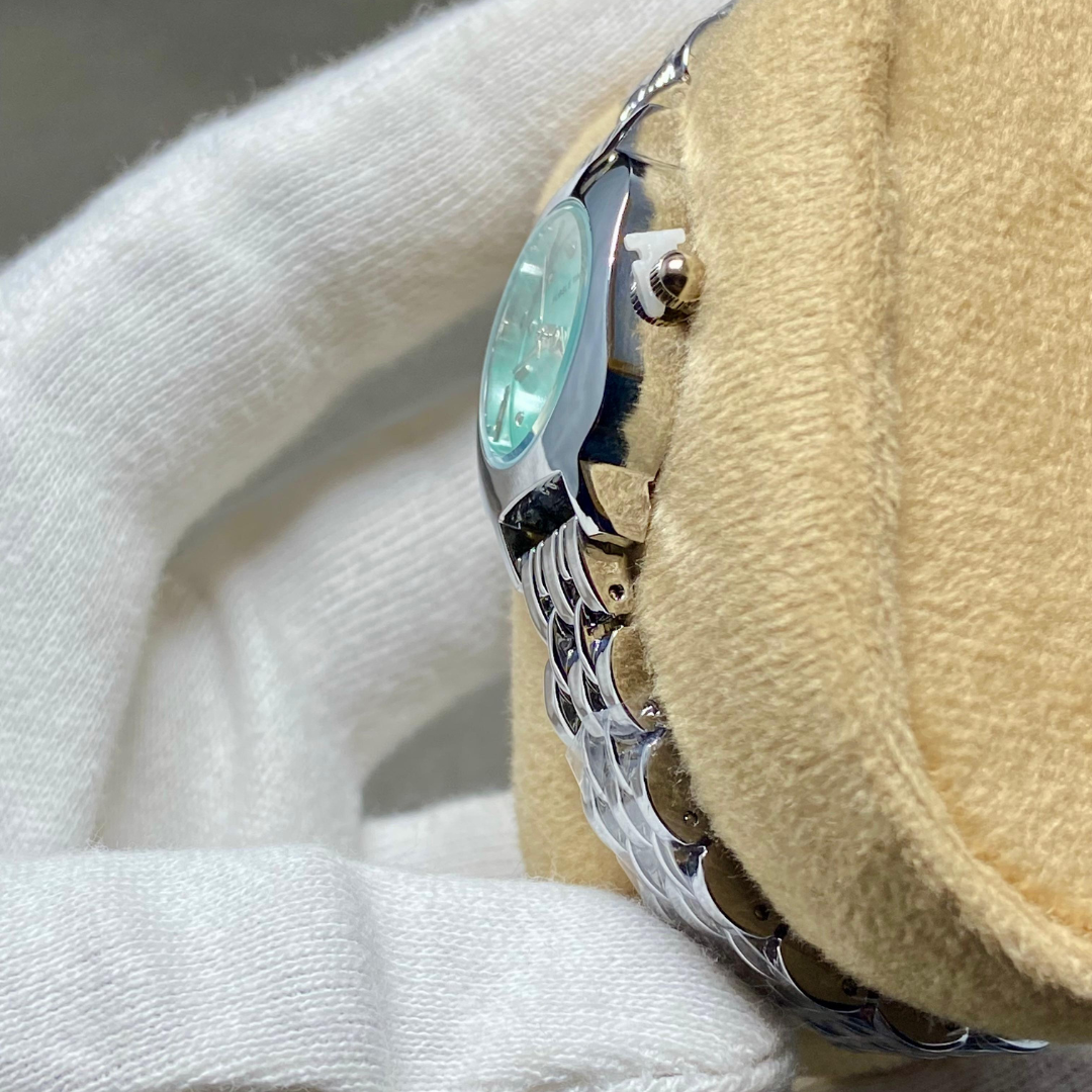Women's Teal Dial Stainless Steel Bracelet Watch – Bubble Time Luxury Timepiece