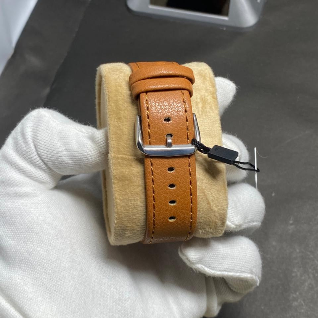 Men’s Classic Leather Strap Watch – Elegant Minimalist Dress Timepiece
