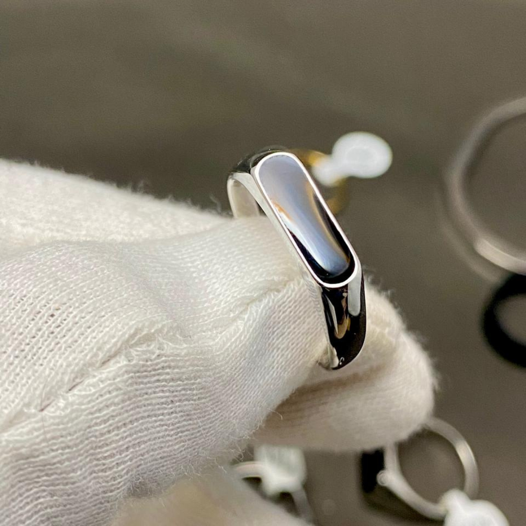 Unisex Black Onyx Stainless Steel Ring – Slim Oval Signet Design