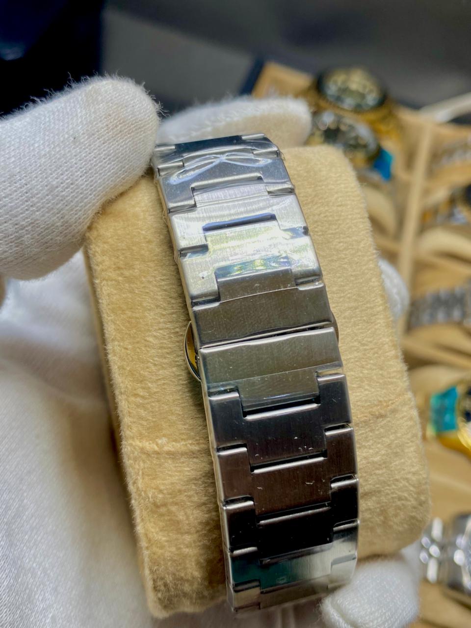 GW-1853 Luxury Quartz Men's Watch –Silver Band, Blue Black , Stainless Steel Bracelet